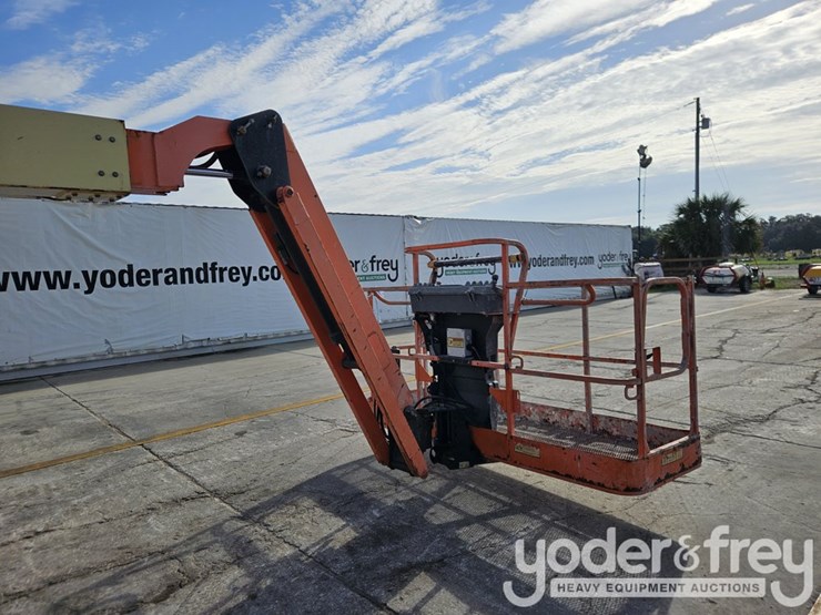 2018-jlg-460sj-image-10
