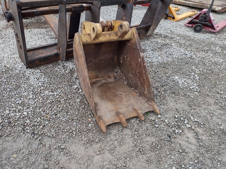 john-deere-410-image-1