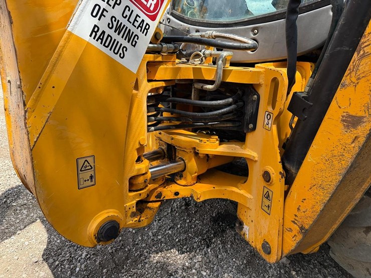 jcb-3cx14-image-14