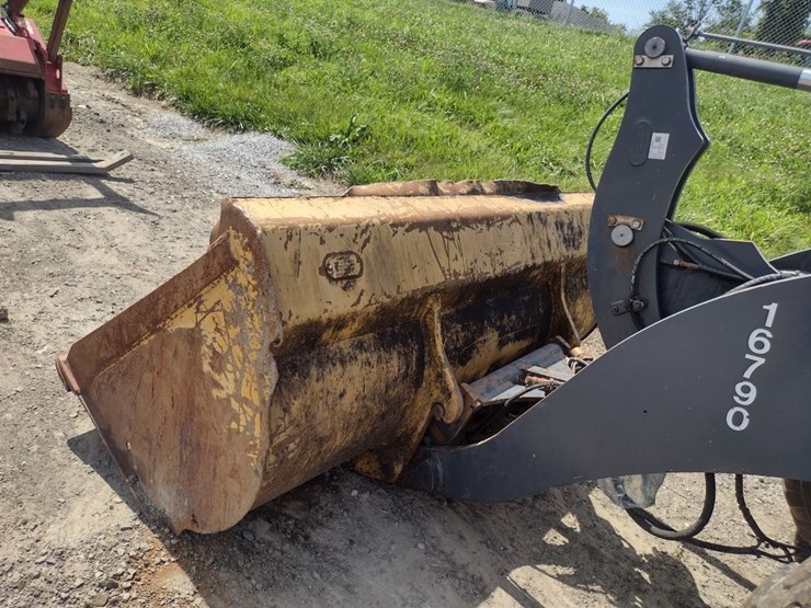 deere-324l-image-18