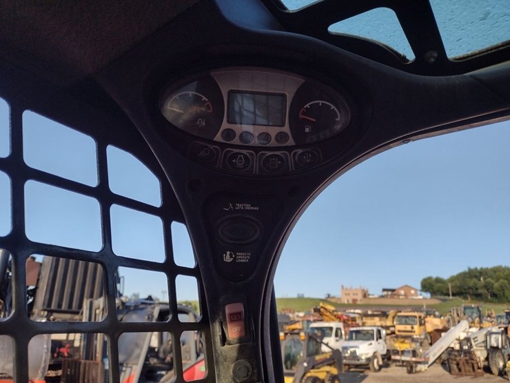 bobcat-t590-image-7