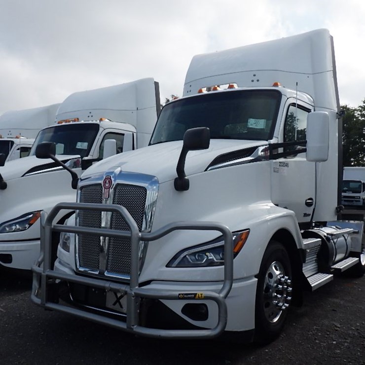 2024 KENWORTH T680
