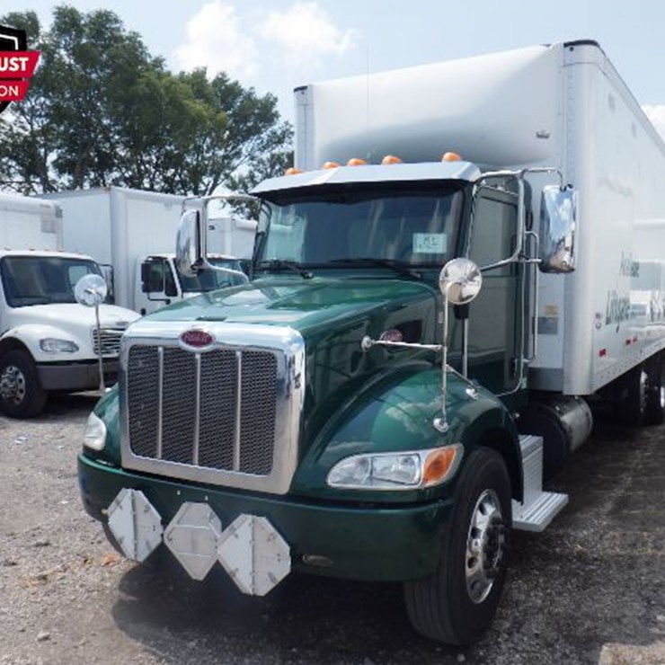 2020 PETERBILT 348