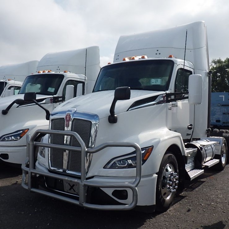 2024 KENWORTH T680