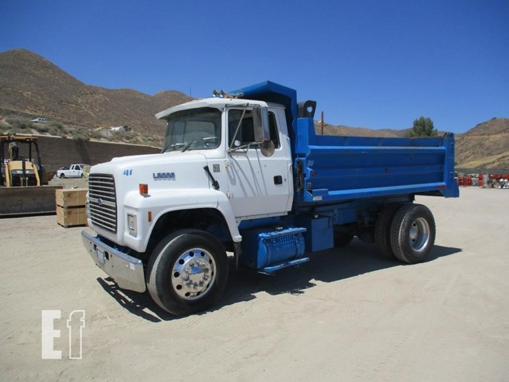 1995-ford-ln8000-image-1