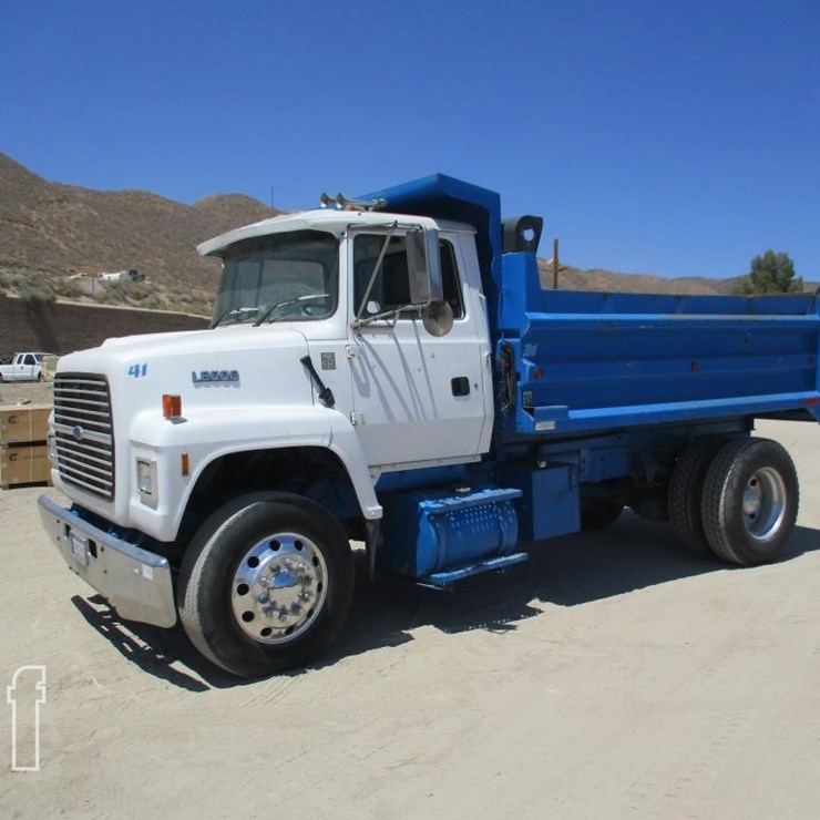 1995 FORD LN8000