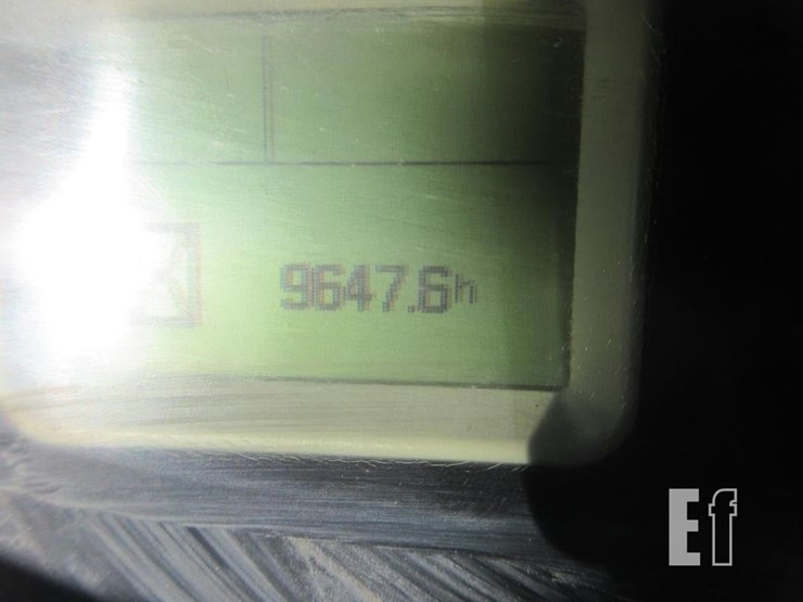 2013-caterpillar-420f-image-34