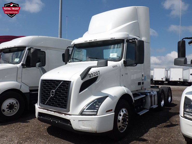 2019-volvo-vnr300-image-1