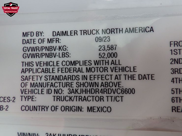 2024-freightliner-cascadia-126-image-23