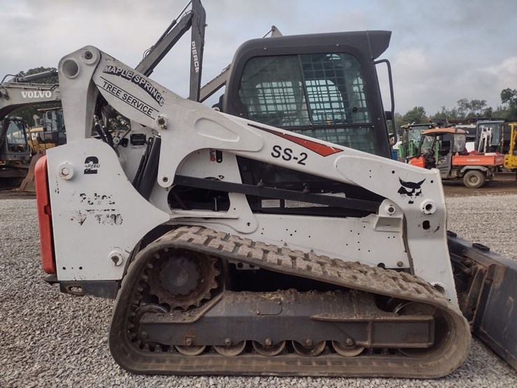 bobcat-t740-image-25