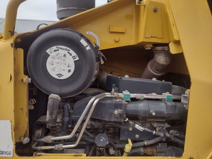 komatsu-d51pxi-22-image-22