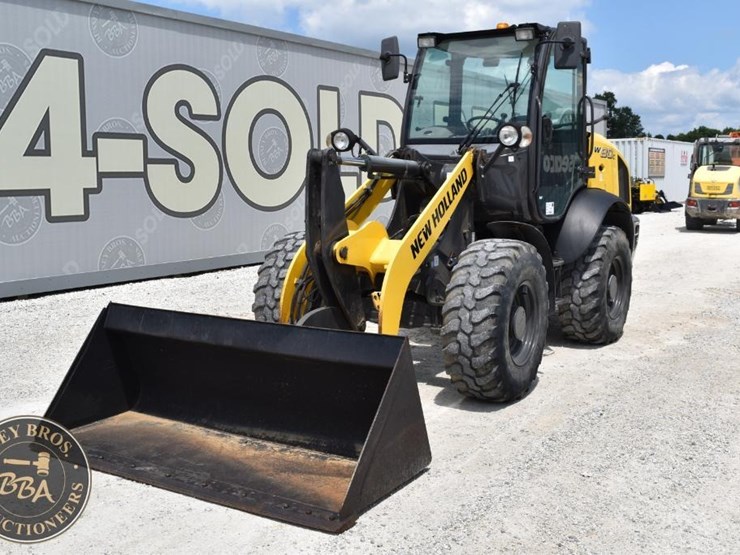 2018-new-holland-w80c-image-1