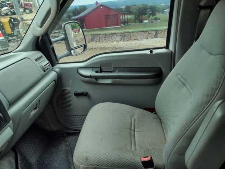 ford-f550-image-9