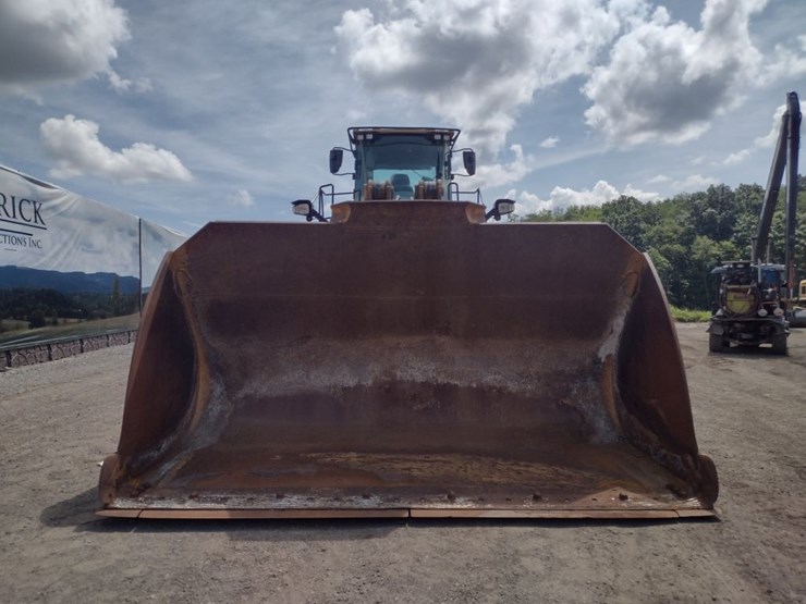 caterpillar-982m-image-2