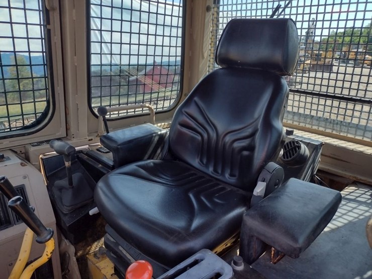 deere-550g-lt-image-11