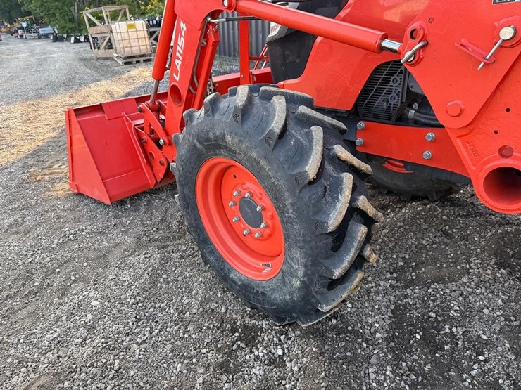 2020-kubota-m6060-image-18