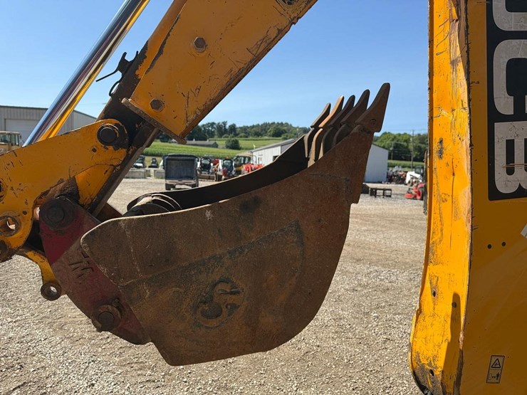 jcb-3cx14-image-15