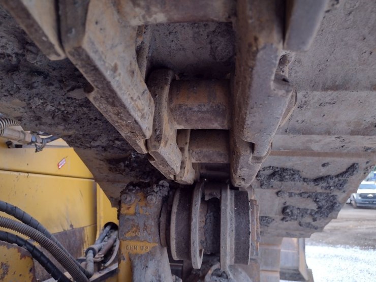 caterpillar-d6n-image-29