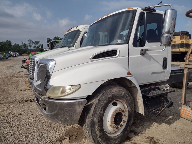 international-durastar-4300-image-2