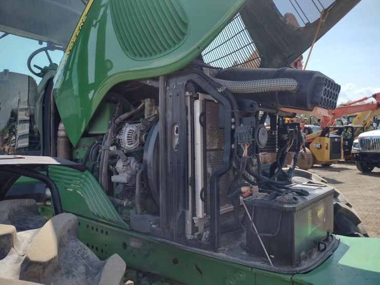john-deere-7520-image-29