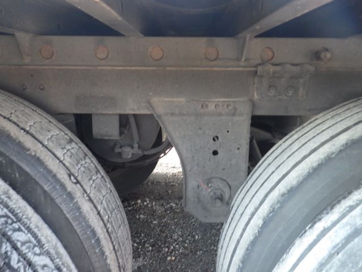 2023-utility-3000r-image-15