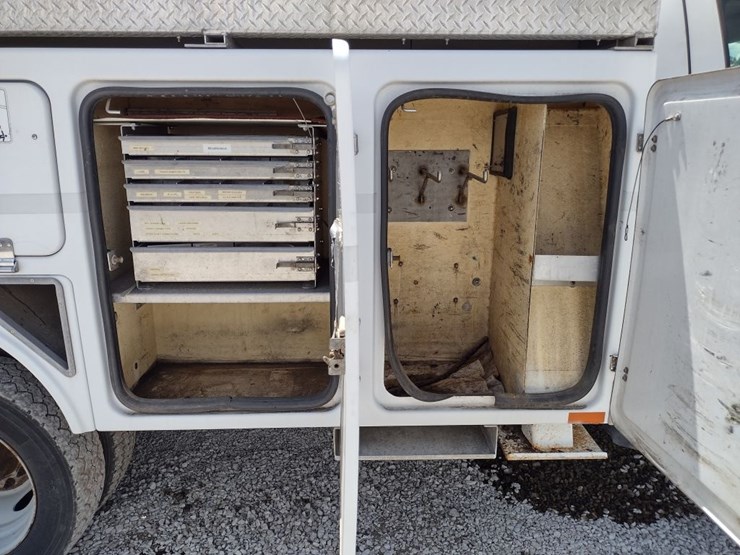 ford-f550-image-29
