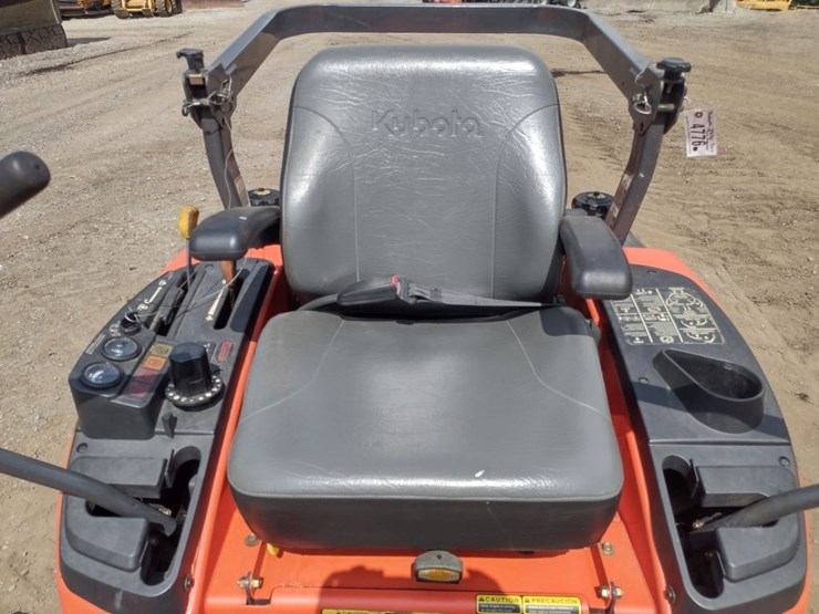 kubota-zd321-image-9