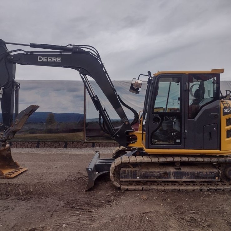 JOHN DEERE 85