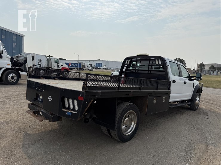 2017-ford-f550-xl-image-3
