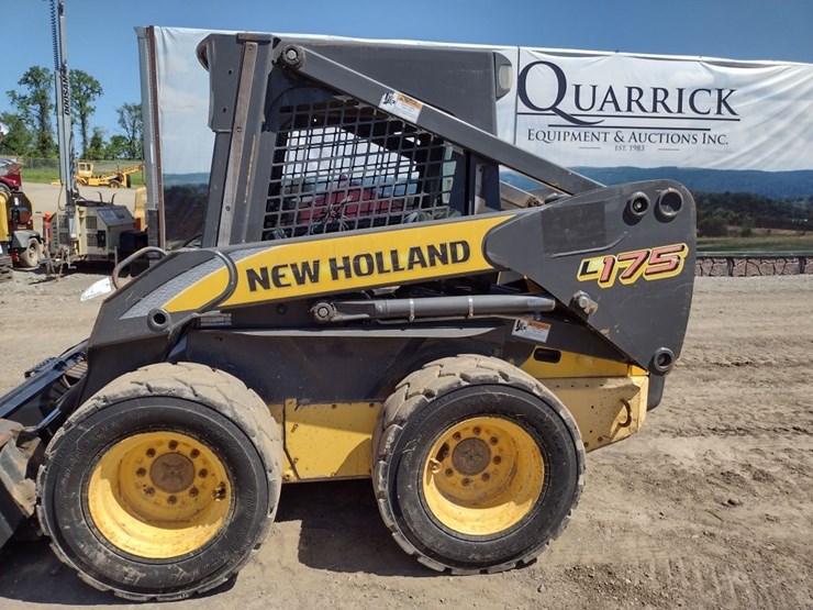 new-holland-l175-image-12