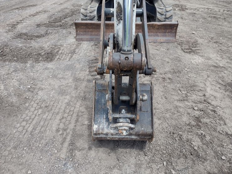 bobcat-e35i-image-25
