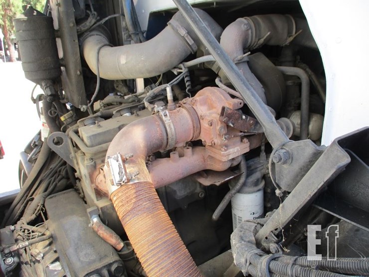 2005-freightliner-condor-image-5