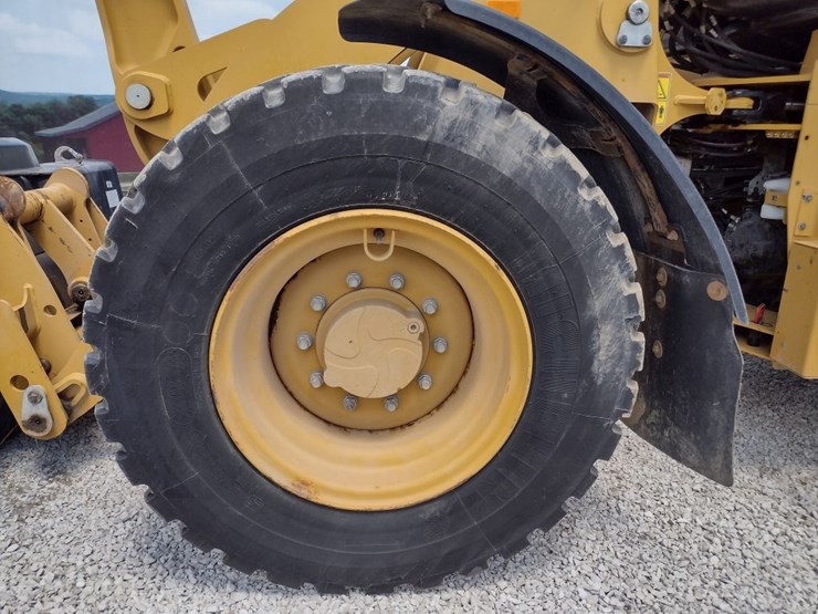 caterpillar-910m-image-17