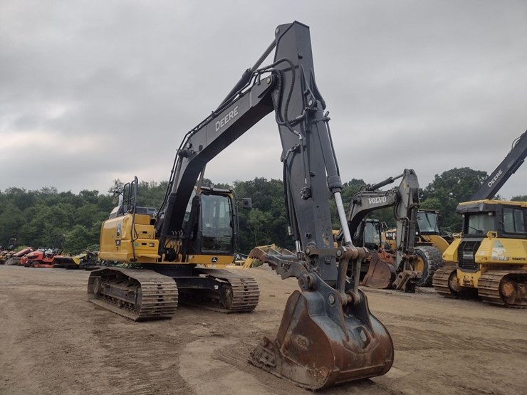 john-deere-24-image-41
