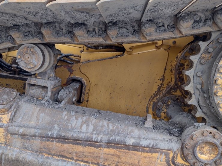 caterpillar-d6n-image-18