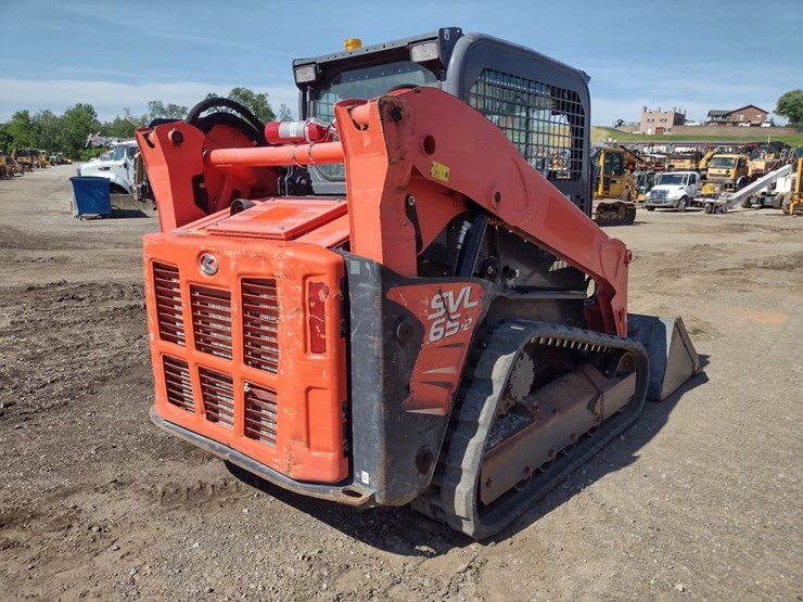 kubota-svl65-2-image-35