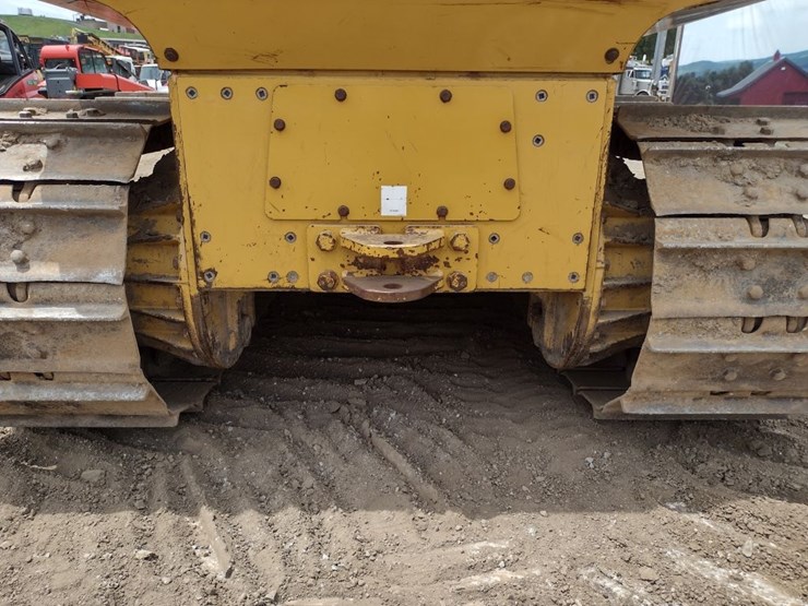 caterpillar-d5g-xl-image-32