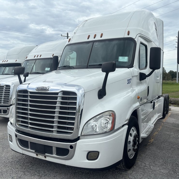 2017 FREIGHTLINER CASCADIA 125 EVOLUTION