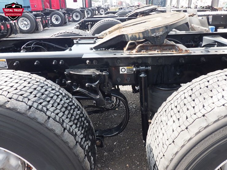2024-kenworth-t680-image-6