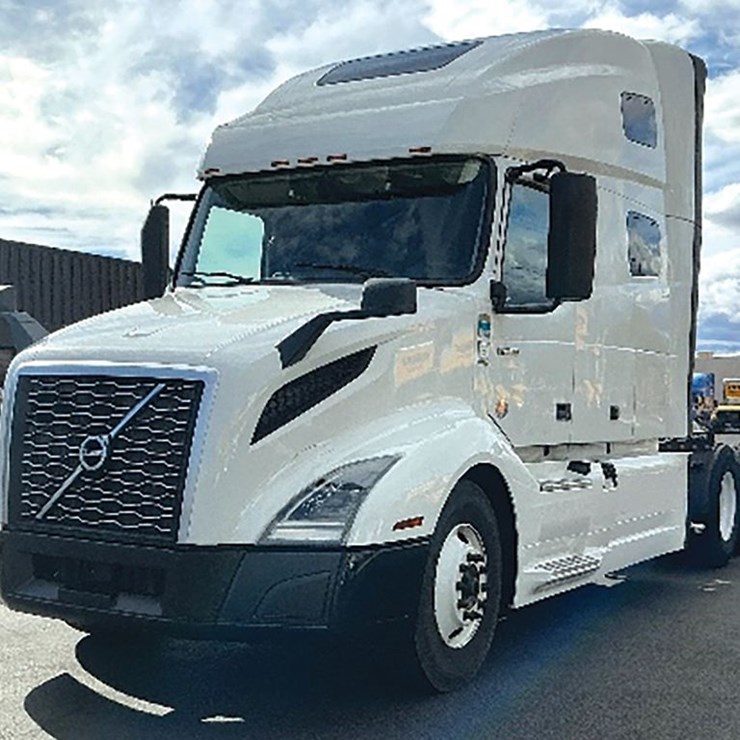 2021 VOLVO VNL 760