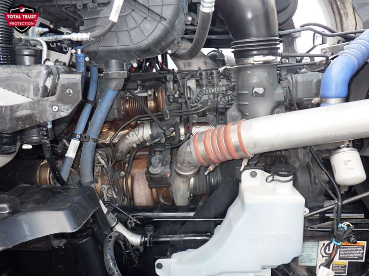 2024-kenworth-t680-image-26