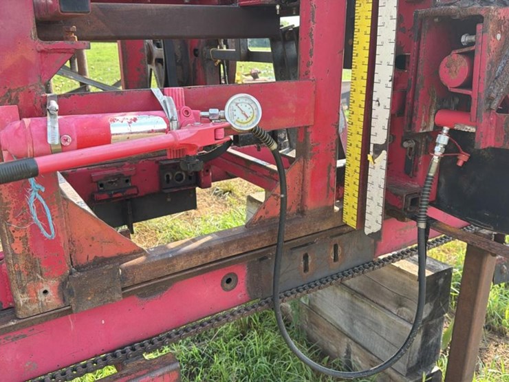 2007-john-deere-3320-image-18