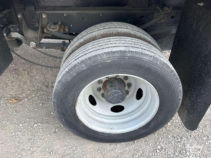 2019-ford-f450-image-27