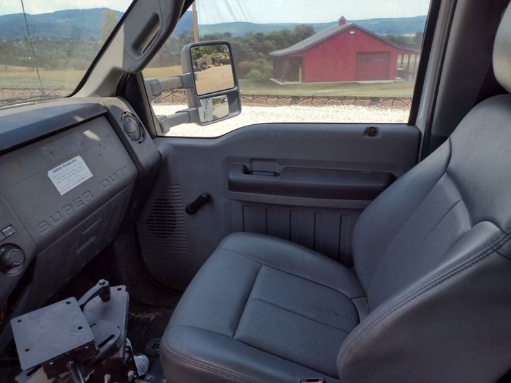 ford-f550-image-9