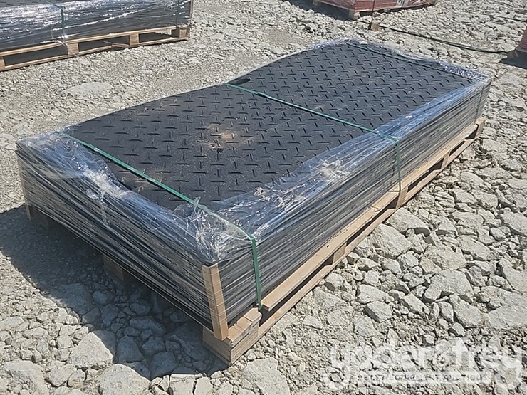 unused-irgpm-ground-protection-mat,-4'x8',-diamond-plated/smoothplate-tread-design-(15-of)-image-2
