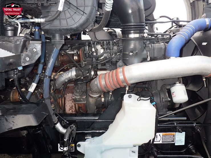 2024-kenworth-t680-image-26
