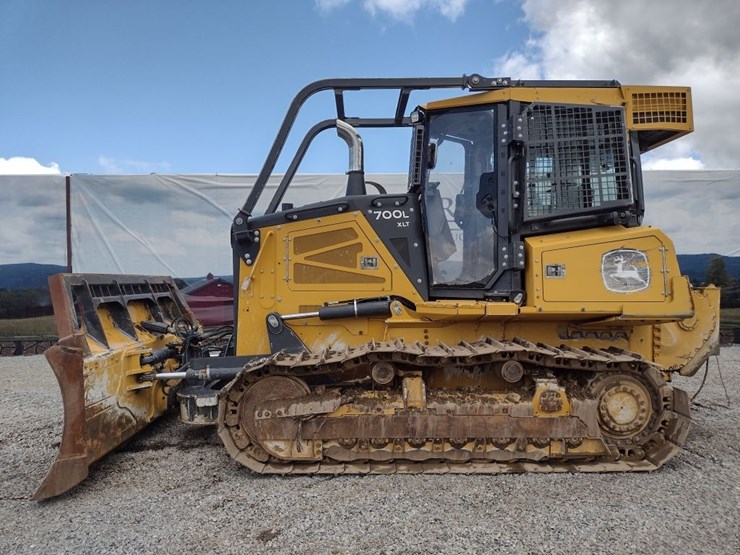deere-700l-image-1