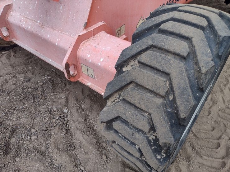 jlg-400s-image-14