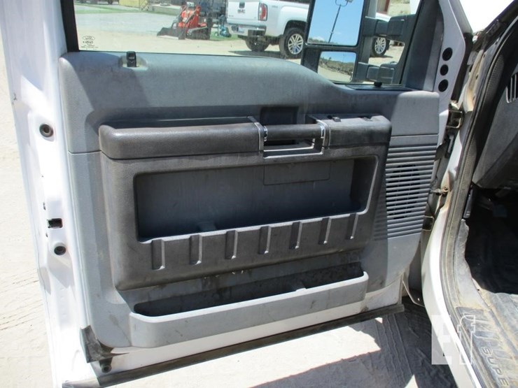 2016-ford-f350-image-12