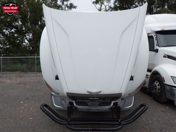 2022-peterbilt-579-image-30